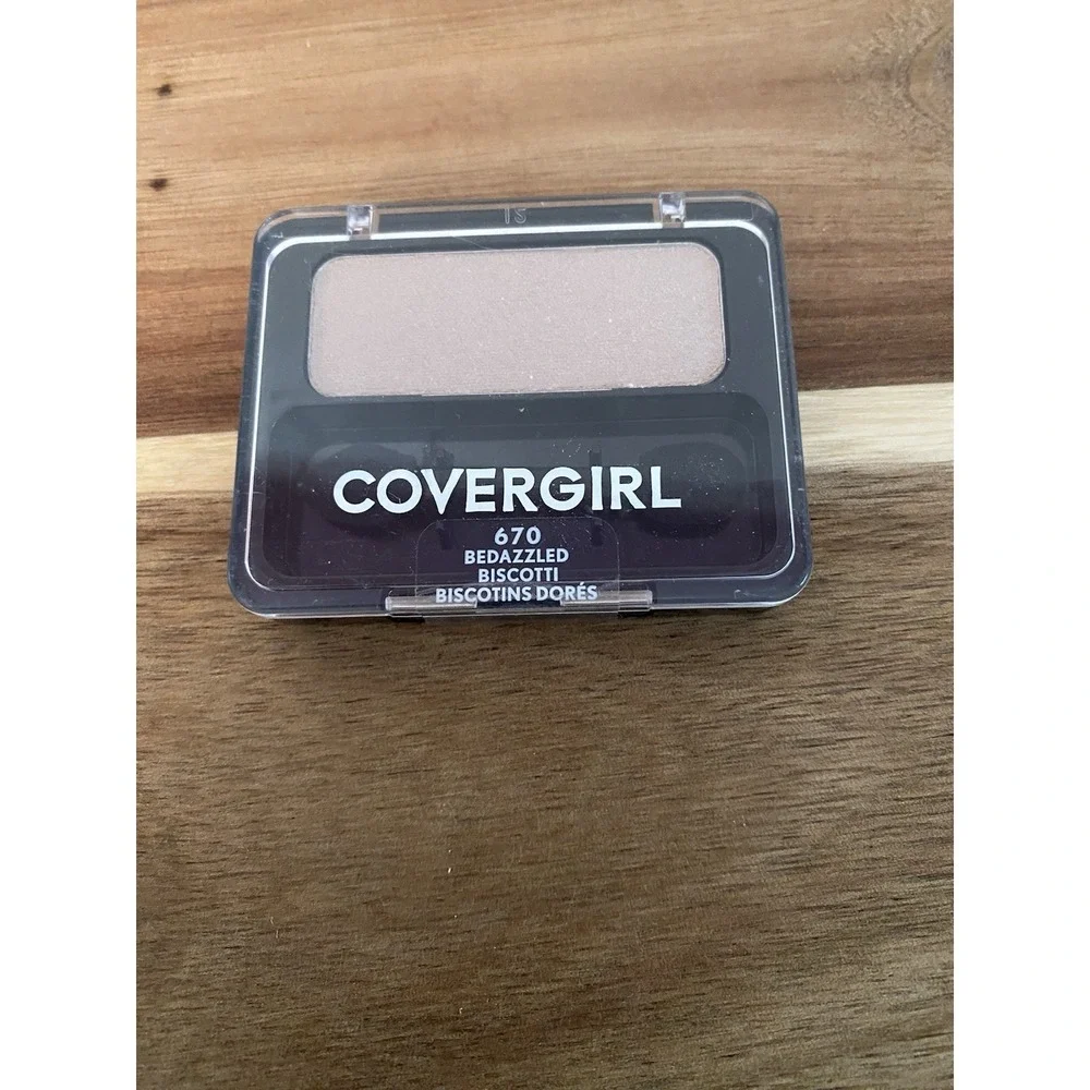 Covergirl Eye Enhancers Bedazzled Biscotti #670 Shadow NEW Sealed Discontinued
